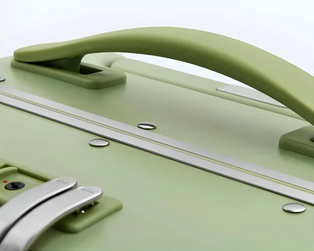 suitcase with compartments